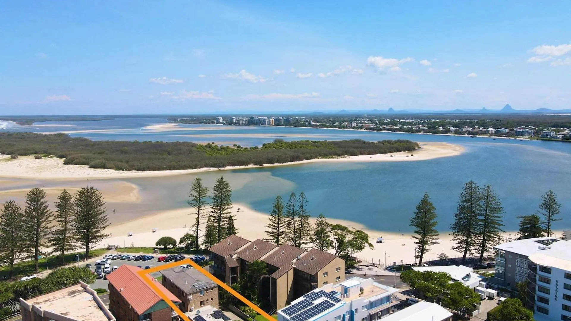 Island View Unit 3, 23 Esplanade, Bulcock Beach Caloundra 0*,  Australien